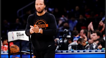 安博体育官方网站-父亲打9年NBA，没有保障！儿子8年狂揽2亿美金，还成为了纽约之王